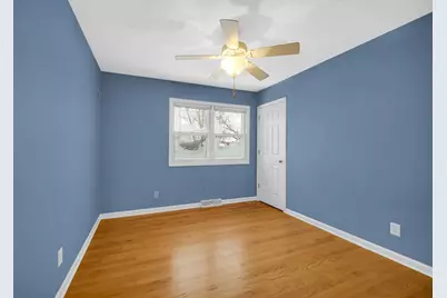 9604 Hawthorne Drive, Munster, IN 46321 - Photo 17