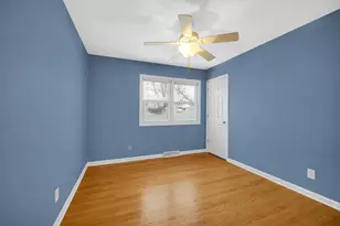 9604 Hawthorne Dr, Munster, IN 46321 - Photo 17