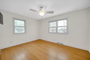 9604 Hawthorne Dr, Munster, IN 46321 - Photo 19