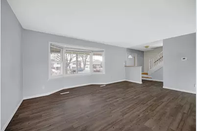 9604 Hawthorne Drive, Munster, IN 46321 - Photo 5