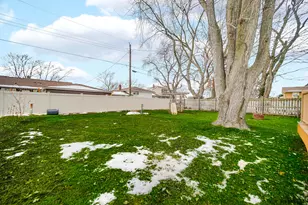 9604 Hawthorne Dr, Munster, IN 46321 - Photo 27