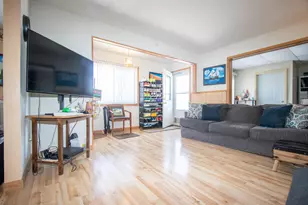 536 Riviera Rd, Valparaiso, IN 46385 - Photo 3