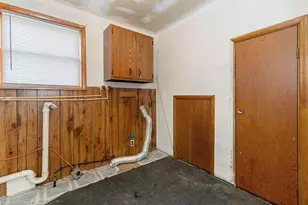 309 Jackson St, Michigan City, IN 46360 - Photo 5