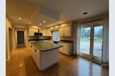 10859 Bunker Drive, Demotte, IN 46310 - Photo 5