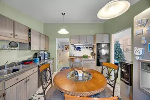 8411 Hickory Ave, Gary, IN 46403 - Photo 7