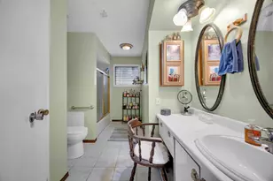 8411 Hickory Ave, Gary, IN 46403 - Photo 11