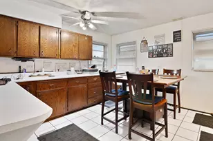 7731 New Jersey Ave, Hammond, IN 46323 - Photo 3