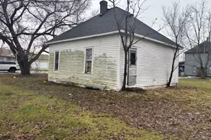 508 N Hobart St, Brook, IN 47922 - Photo 3