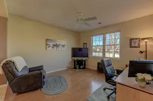 1247 Auburn Meadow Ln, Schererville, IN 46375 - Photo 7