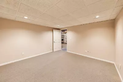 9935 Ashwood Lane, Munster, IN 46321 - Photo 43