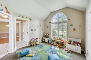 9935 Ashwood Ln, Munster, IN 46321 - Photo 7