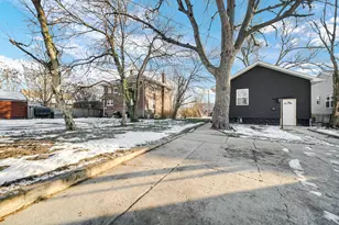 4356 Pennsylvania St, Gary, IN 46409 - Photo 29