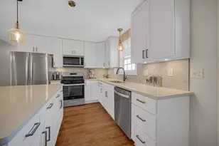 217 Hemlock Ln, Crown Point, IN 46307 - Photo 7