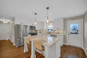 217 Hemlock Ln, Crown Point, IN 46307 - Photo 5