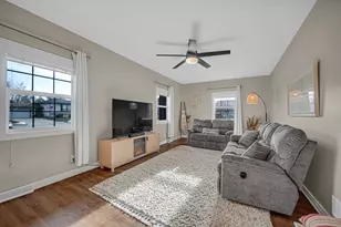 217 Hemlock Ln, Crown Point, IN 46307 - Photo 3