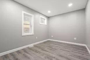 1231 Lakeview Ave, Whiting, IN 46394 - Photo 9