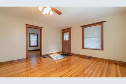 1013 Merrillville Road, Crown Point, IN 46307 - Photo 5