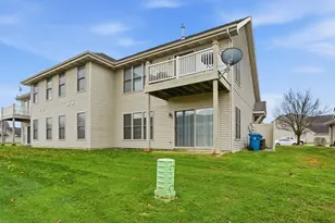 1148 Timberwood Ln, Schererville, IN 46375 - Photo 3