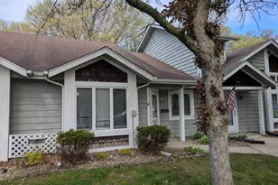 225 Clinton St, Lowell, IN 46356 - Photo 1