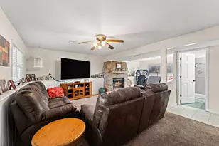 346 E 100 S, Valparaiso, IN 46383 - Photo 15