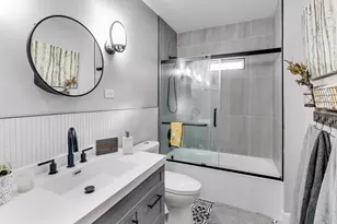 453 Chestnut St, Valparaiso, IN 46385 - Photo 13