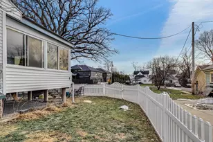 453 Chestnut St, Valparaiso, IN 46385 - Photo 29