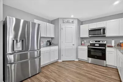 1060 Scipio Drive, La Porte, IN 46350 - Photo 7