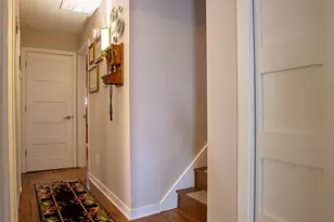 1276 Clifty Falls Ct, Valparaiso, IN 46385 - Photo 5