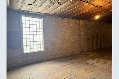 607 Jefferson Avenue #Upper, La Porte, IN 46350 - Photo 3