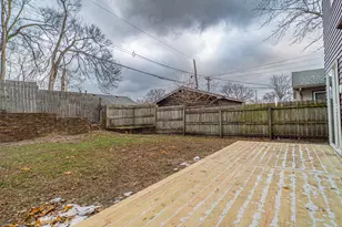 722 Madison St, Michigan City, IN 46360 - Photo 37