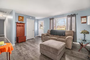 275 S State Rd 2, Hebron, IN 46341 - Photo 5