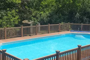 8049 W 85th Ct, Crown Point, IN 46307 - Photo 11