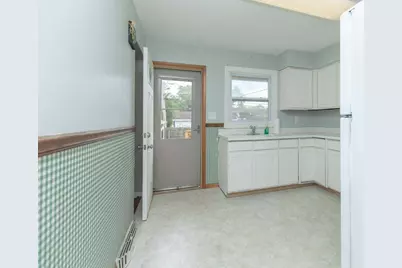 3136 Lois Place, Highland, IN 46322 - Photo 7