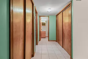 1066 Millpond Rd, Valparaiso, IN 46385 - Photo 7