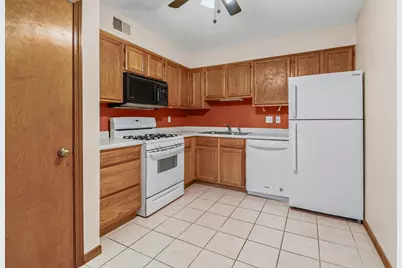 1066 Millpond Road #G, Valparaiso, IN 46385 - Photo 3