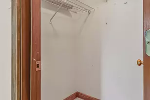 1066 Millpond Rd, Valparaiso, IN 46385 - Photo 15