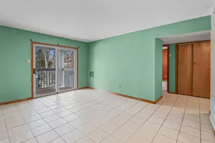 1066 Millpond Rd, Valparaiso, IN 46385 - Photo 3