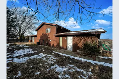 940 Old Beach Road, Dyer, IN 46311 - Photo 5