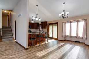 940 Old Beach Rd, Dyer, IN 46311 - Photo 11