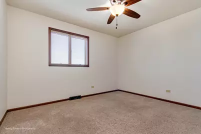 940 Old Beach Road, Dyer, IN 46311 - Photo 19