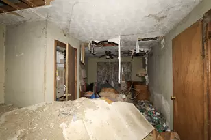 214 S Cory St, Mooreland, IN 47360 - Photo 9