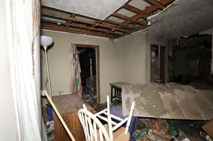 214 S Cory St, Mooreland, IN 47360 - Photo 7