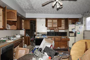 214 S Cory St, Mooreland, IN 47360 - Photo 3