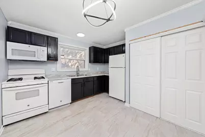 1106 W 61st Avenue, Merrillville, IN 46410 - Photo 9