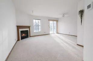 959 Misty Glen Dr, Valparaiso, IN 46385 - Photo 3