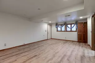 6610 E 3rd Ave, Gary, IN 46403 - Photo 17