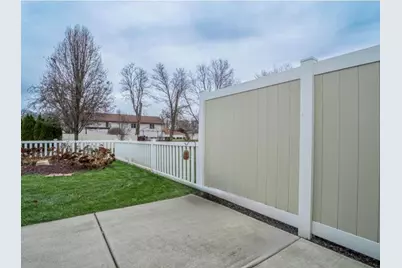 202 Polly Lane, Hobart, IN 46342 - Photo 17