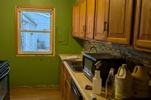 11 N Guyer St, Hobart, IN 46342 - Photo 7