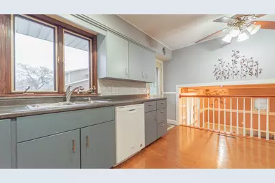 9439 Walnut Drive, Munster, IN 46321 - Photo 9