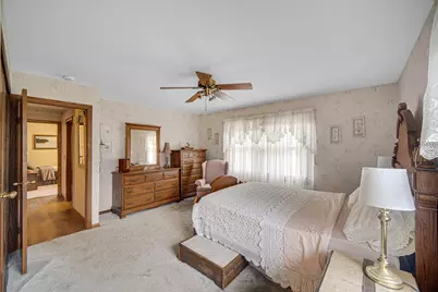 660 N 700 W, Hobart, IN 46342 - Photo 15